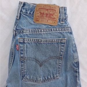 Vintage Levi’s 550 jeans